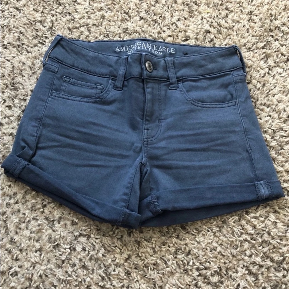 American Eagle Midi Twill Shorts Size 2
